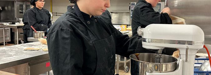 Culinary Arts students take part in annual holiday tradition